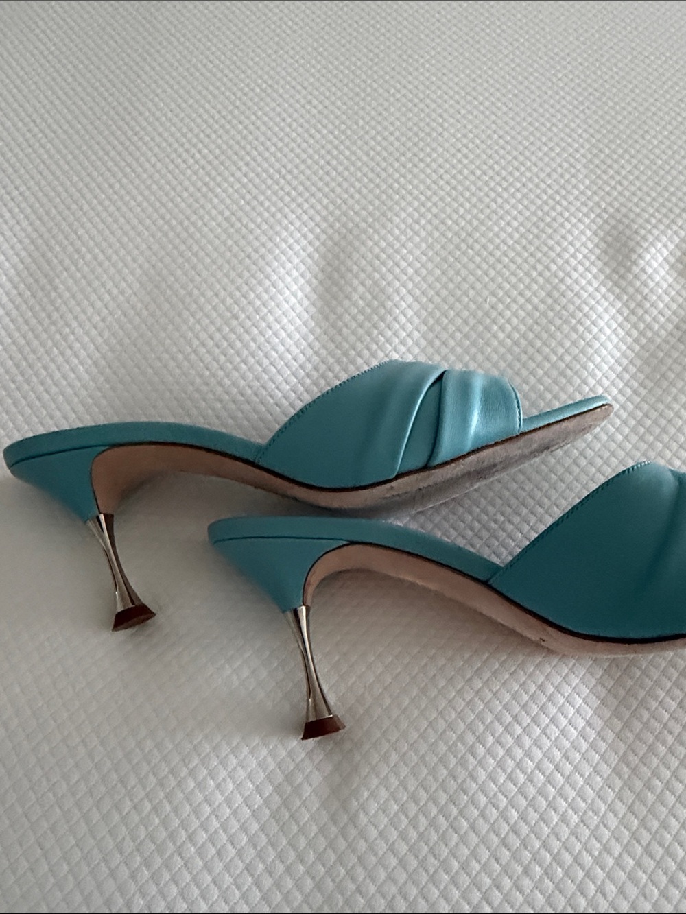 Manolo Blahnik Aqua Blue Leather Slide Mules, Picoux 70 - Picture 3 of 5